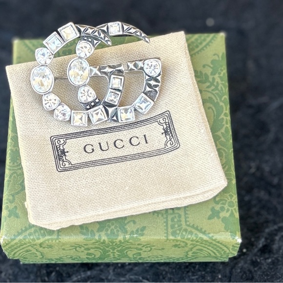 Gucci Silver and Crystal Women's Brooch - Picture 1 of 2